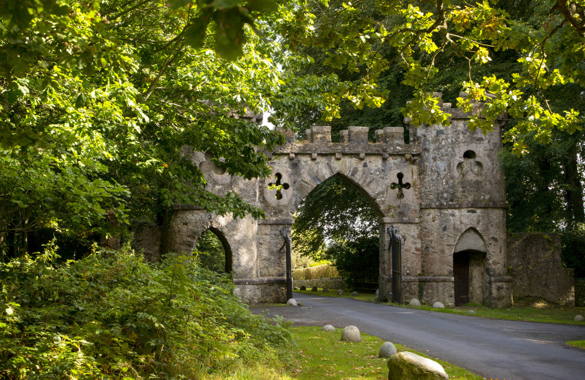 Arco storico nel Tollymore Forest Park