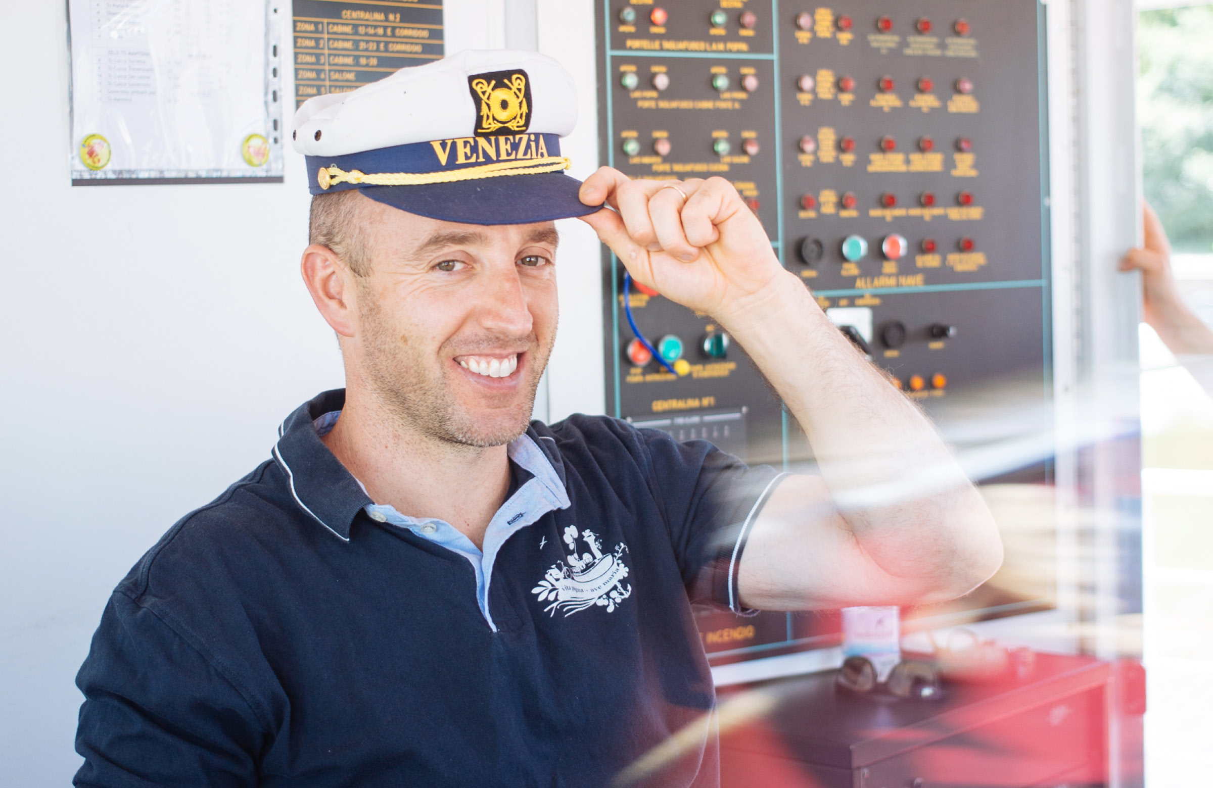 Boat captain wearing a sailor's hat