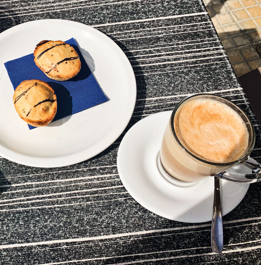 Salento biscuits served with a cappuccino at a local café